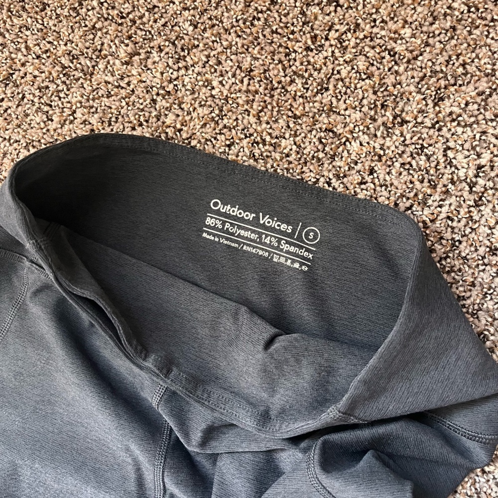 Outdoor Voice Women’s Leggings - Picture 6 of 9